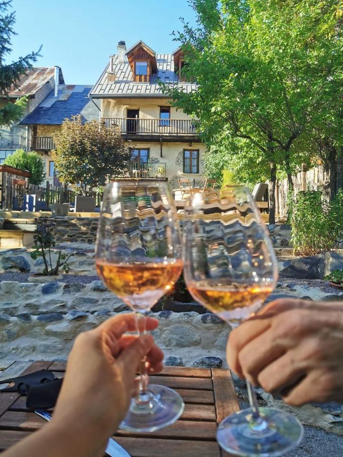 Chez Bear Panzió Briançon Kültér fotó
